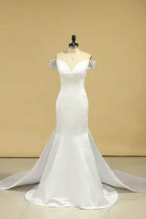 2024 Mermaid Off The Shoulder With Beading Prom Dresses Satin