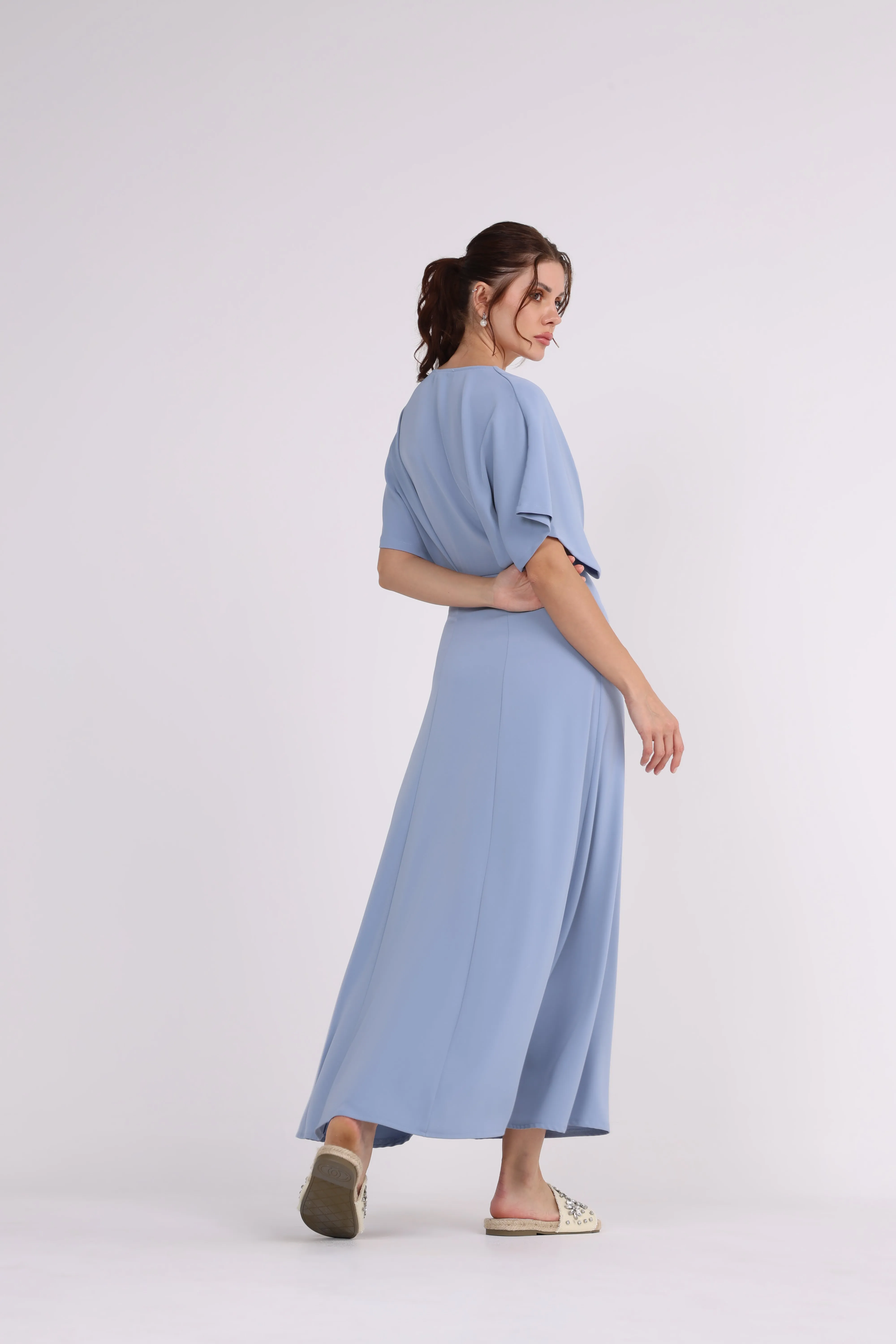 2406181-Solid Overlapped Sleeves Maxi Dress
