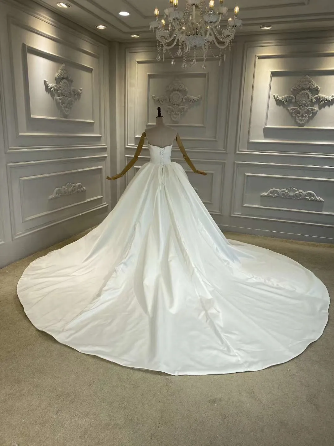 Chic satin little flowers crystals beaded couture wedding dress 2020