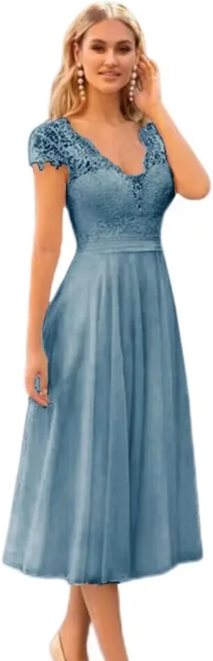 TRHTX Short Lace Wedding Dresses for Bride V Neck Bridal Gowns for Women A-line Short Sleeve Wedding Gowns