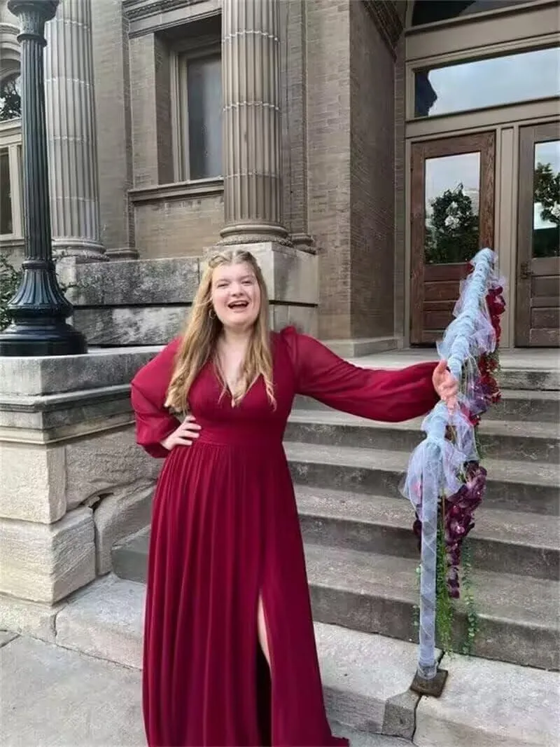 YOFF V-Neck Long Sleeves Bridesmaid Dresses Long with Slit Pleated Chiffon A-line Formal Party Dresses with Pockets YO090